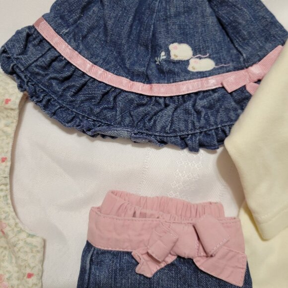 Gymboree Vintage Winter Berries Lot. Used 3-6 month denim pants, bodysuit, & hat - Picture 8 of 8